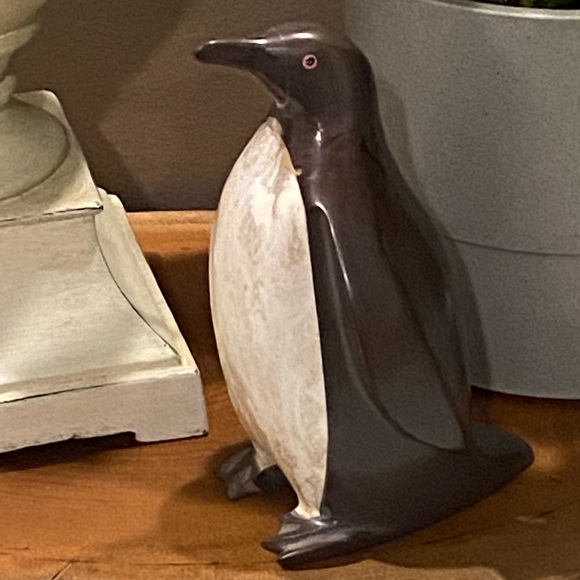Marble decorative penguin decor paperweight holiday festive seasonal - Picture 5 of 8